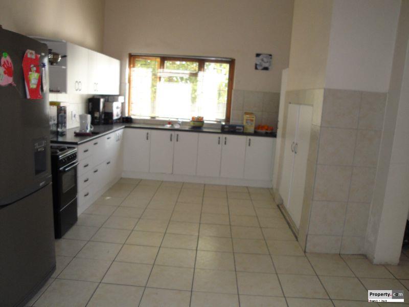4 Bedroom Property for Sale in Sydenham Eastern Cape